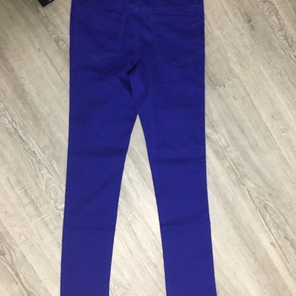 Nwt squeeze jeans - Picture 3 of 3